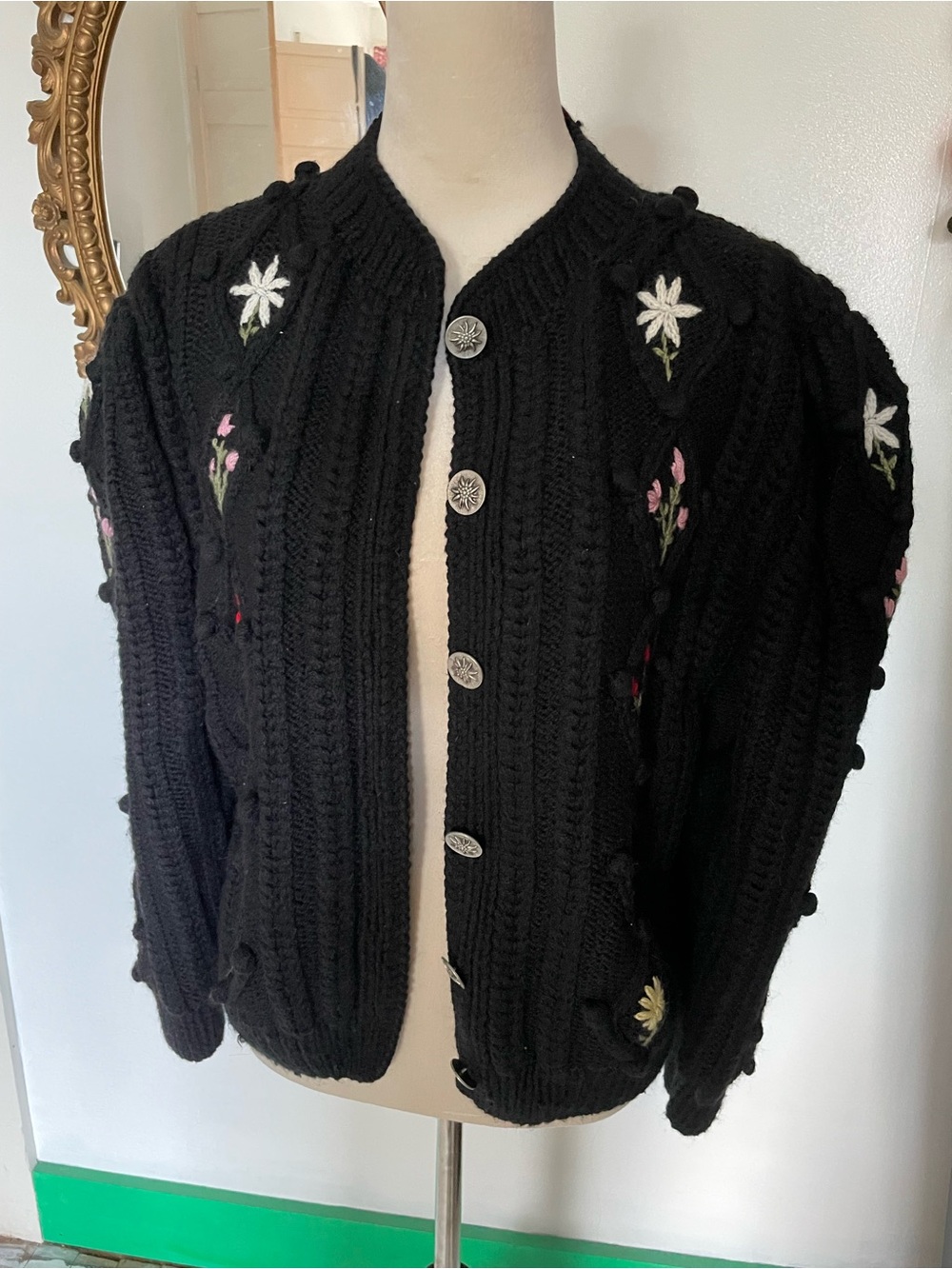 Vintage 80s puff sleeve black floral cardigan cottagecore grandma medium large